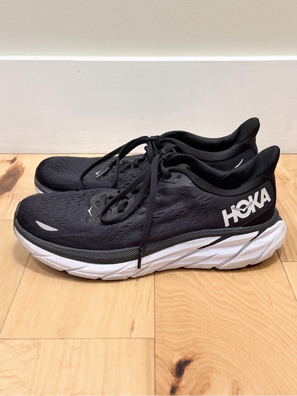 Hoka One Women’s Clifton 8 Running Sneakers